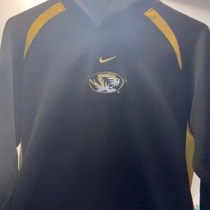 Missouri Nike hoodie extra large never been worn